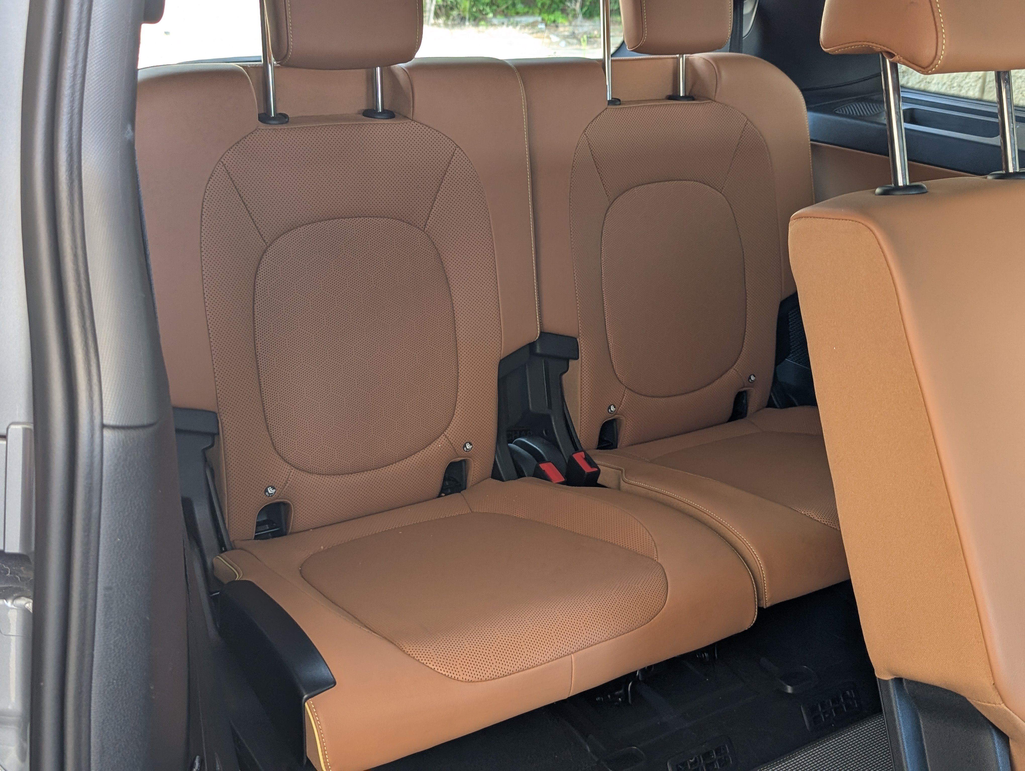 Used 2025 Volkswagen ID. Buzz Pro S RWD image 22