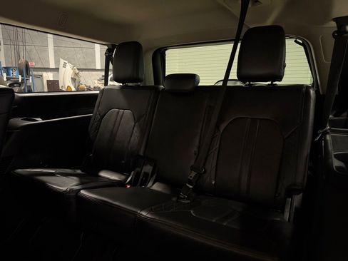 Used 2018 Ford Expedition Max Platinum image 21