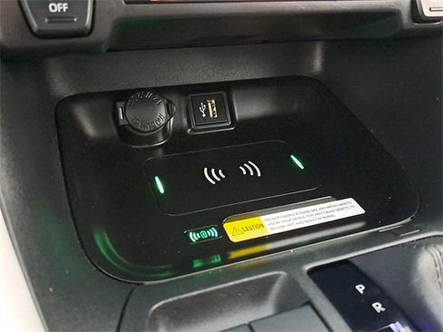 Used 2024 Toyota RAV4 XLE image 30