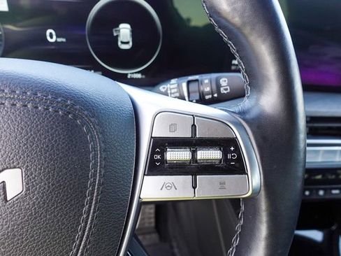 Used 2024 Kia Telluride SX Prestige X-Line image 17