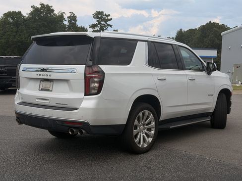 Used 2021 Chevrolet Tahoe Premier w/ Premium Package AWD/4WD image 12