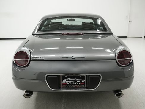 Used 2003 Ford Thunderbird RWD image 5
