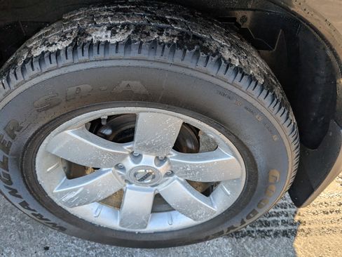 Used 2011 Nissan Armada SL w/ DVD FES Pkg image 9