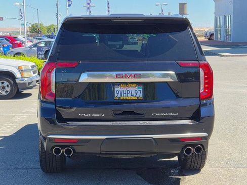 Used 2023 GMC Yukon Denali RWD image 5