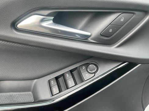 New 2026 Chevrolet Equinox LT image 15