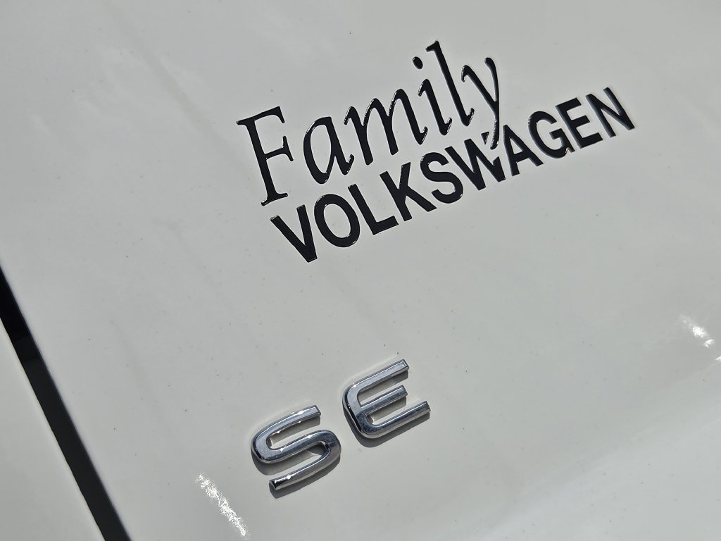 Used 2024 Volkswagen Atlas Cross Sport SE FWD image 9