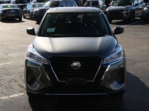 Used 2025 Nissan Kicks Play S FWD image 7