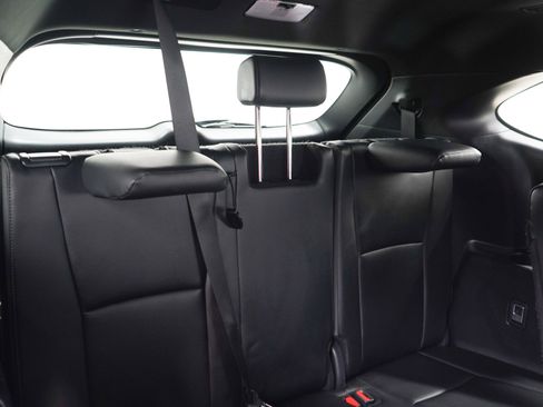 Used 2025 Toyota Highlander XSE AWD/4WD image 15