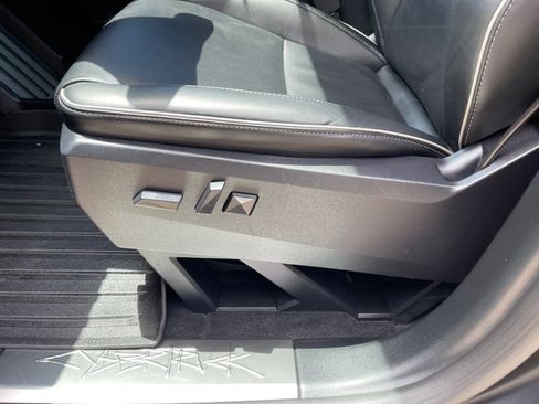 Used 2025 Tesla Cybertruck Cyberbeast AWD/4WD image 19