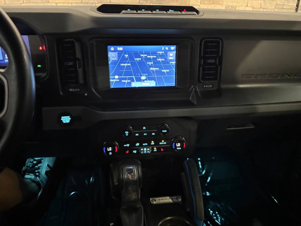 Used 2023 Ford Bronco Black Diamond w/ Sasquatch Package AWD/4WD image 38
