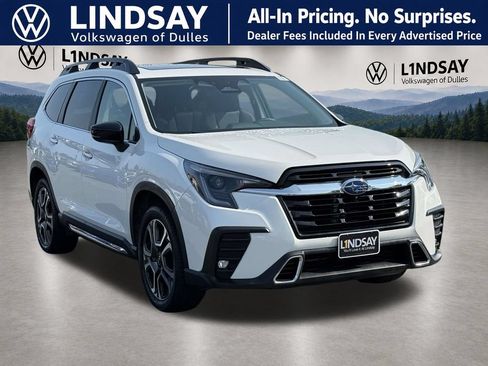 Used 2024 Subaru Ascent Touring AWD/4WD image 1