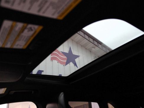 Used 2015 Lincoln MKC AWD w/ Equipment Group 101A Select image 10