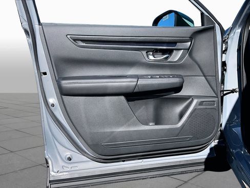 Used 2026 Honda CR-V LX image 10