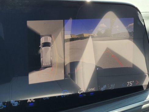 New 2026 Chevrolet Tahoe Premier image 16