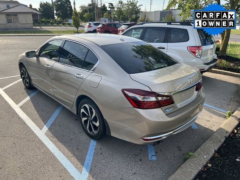 Used 2017 Honda Accord EX-L image 3