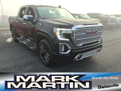 Used 2022 GMC Sierra 1500 Denali w/ Driver Alert Package II image 1