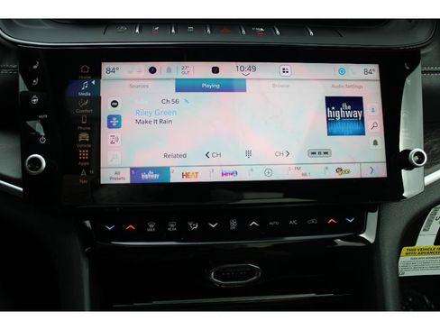 New 2026 Jeep Grand Cherokee Limited Reserve AWD/4WD image 18