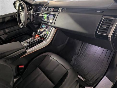 Used 2020 Land Rover Range Rover Sport HST image 26