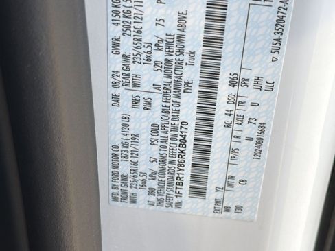 Used 2024 Ford Transit 250 Low Roof w/ Exterior Upgrade Package image 25