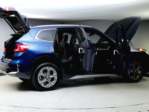 Used 2025 BMW X1 xDrive28i w/ Convenience Package image 12