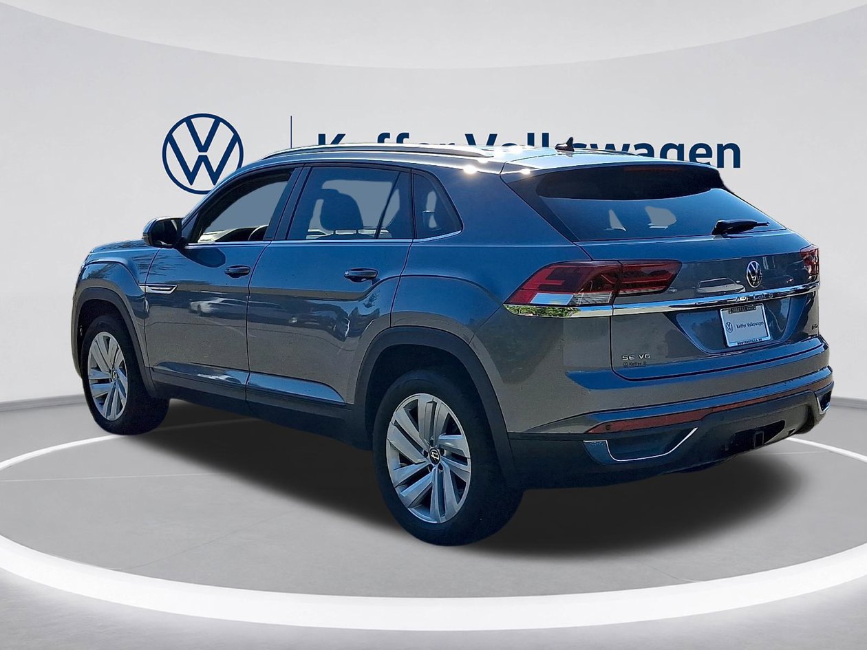 Certified 2022 Volkswagen Atlas Cross Sport SE AWD/4WD image 4