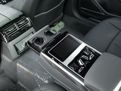 New 2027 Audi A8 L 3.0T AWD/4WD image 30
