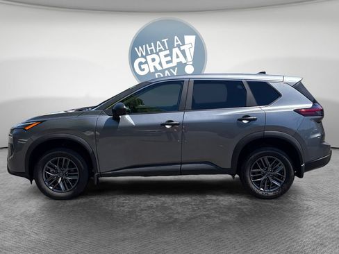Used 2026 Nissan Rogue S FWD image 7