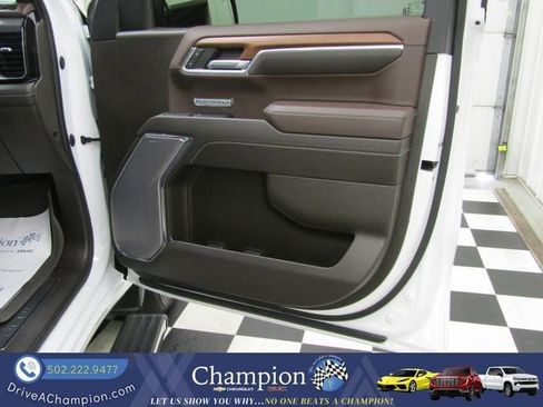 Used 2023 GMC Sierra 1500 Denali w/ Denali Reserve Package AWD/4WD image 54