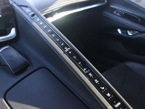 Used 2022 Chevrolet Corvette Stingray Preferred Conv w/ Z51 Performance Package image 28