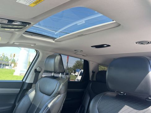 Used 2023 Hyundai Palisade SEL w/ Cargo Package image 32