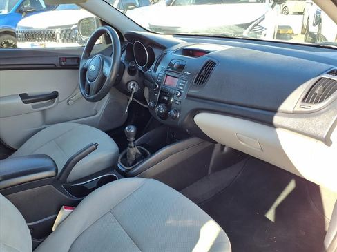 Used 2011 Kia Forte LX image 15
