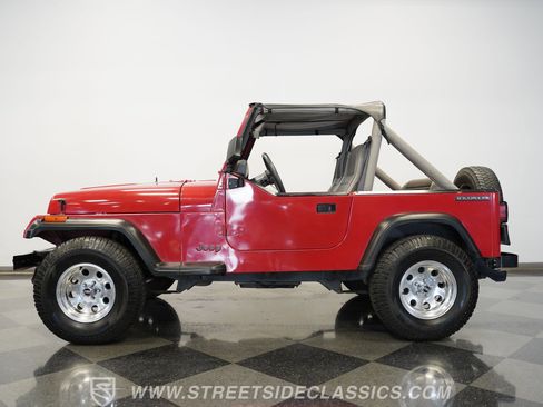 Used 1989 Jeep Wrangler 4WD image 2