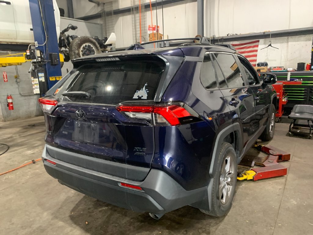 Used 2024 Toyota RAV4 XLE w/ Convenience Package AWD/4WD image 2