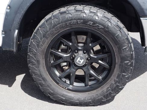 Used 2018 Ford F150 XLT AWD/4WD image 10