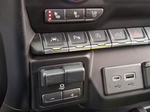 Used 2021 GMC Sierra 1500 SLT w/ SLT Premium Plus Package image 25