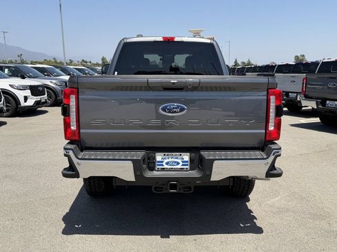 New 2026 Ford F350 Lariat w/ FX4 Off-Road Package AWD/4WD image 6