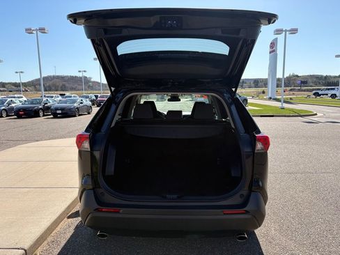 Certified 2025 Toyota RAV4 XLE AWD/4WD image 4