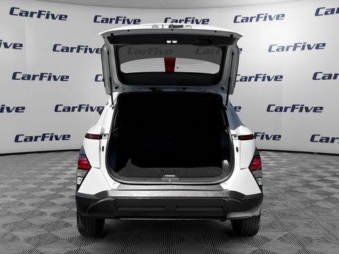 Used 2025 Hyundai Kona SEL AWD/4WD image 11