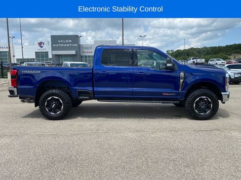 Used 2026 Ford F250 Lariat w/ Tremor Off-Road Package AWD/4WD image 7