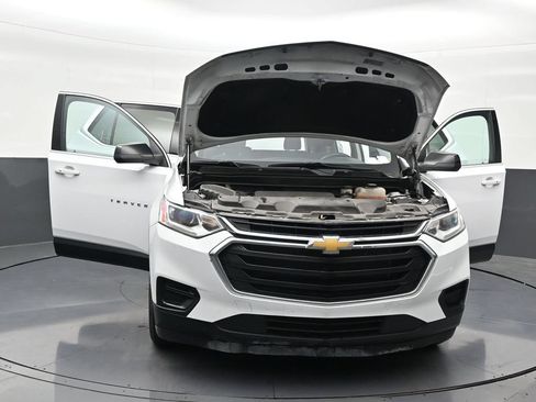 Used 2021 Chevrolet Traverse LS FWD image 37