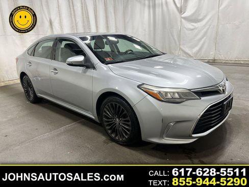 Used 2016 Toyota Avalon Touring FWD image 1