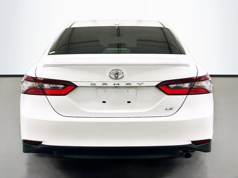 Used 2023 Toyota Camry LE FWD image 5