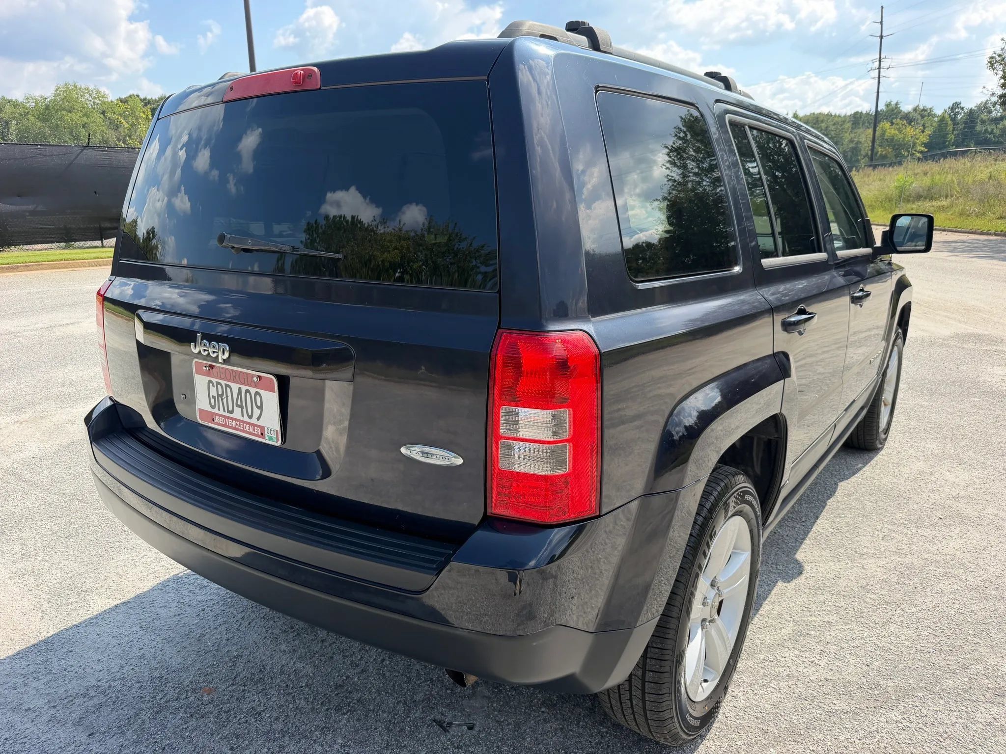 Used 2011 Jeep Patriot Latitude FWD image 5