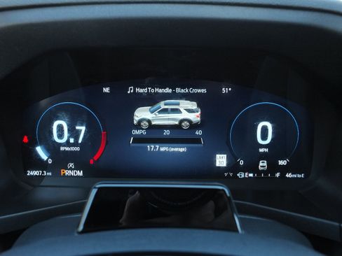 Used 2025 Ford Explorer ST image 24