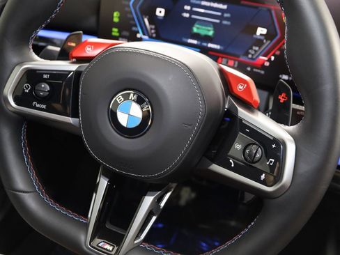 Used 2025 BMW M5 w/ Carbon Package image 62