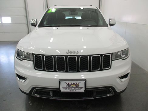Used 2022 Jeep Grand Cherokee Limited image 8