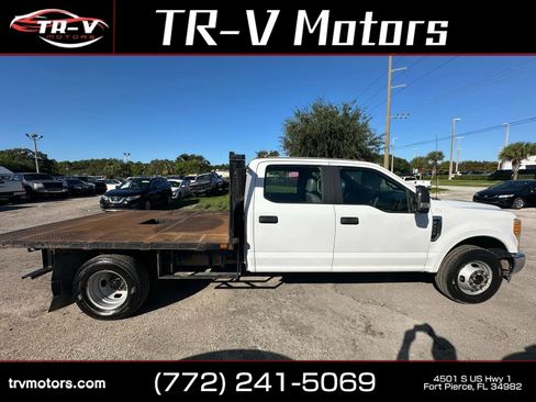 Used 2017 Ford F350 XL w/ Power Equipment Group RWD image 4
