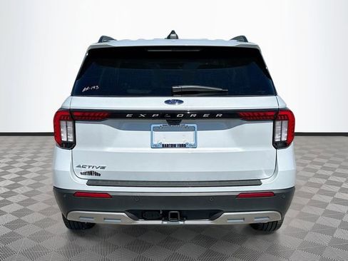 New 2026 Ford Explorer Active w/ Active Comfort Package image 5