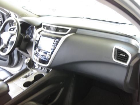 Used 2016 Nissan Murano Platinum w/ Platinum Technology Package FWD image 37