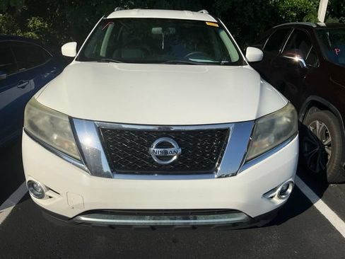 Used 2015 Nissan Pathfinder SV FWD image 10